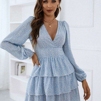 Charming Polka Dot V-Neck Dress with Puff Sleeves and Waist-Defining Style