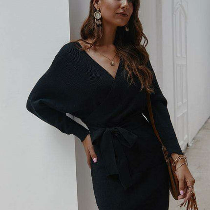 Elegant V-Neck Knit Sweater with Bat Sleeves for Curvy Silhouettes