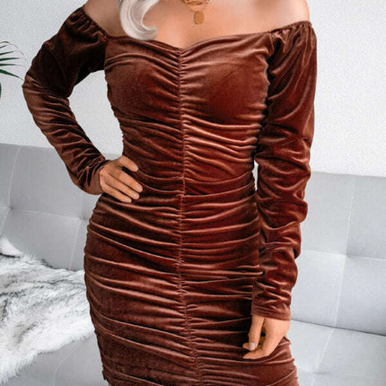 Chic Velvet Wrap Dress with Square Neckline: Effortless Elegance for Every Occasion