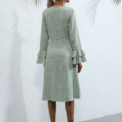 Chic Floral Print French Dress with Elegant Split Sleeves