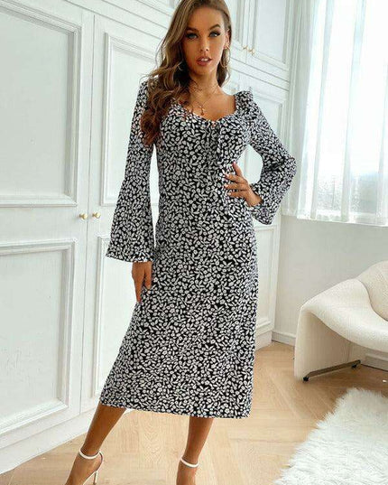 Backless Maxi Dress with Long Sleeves and Chic Print for Women