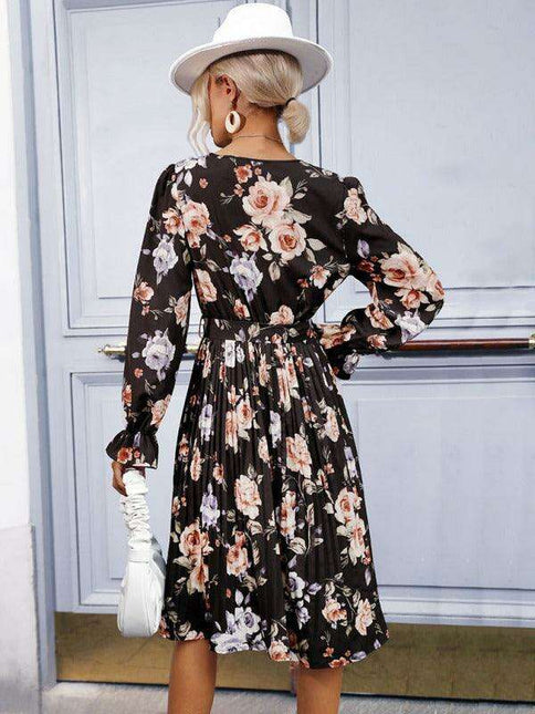 Elegant Printed Dress with Pleated Skirt - Chic Style for All Events