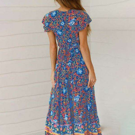 Boho Chic Floral V-Neck Maxi Dress with Flowy Skirt