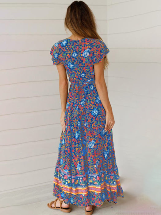 Boho Chic Floral Maxi Dress with V-Neck and Flowy Skirt