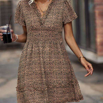 Chic V-Neck Dress: Your Go-To Essential for Spring and Summer Style