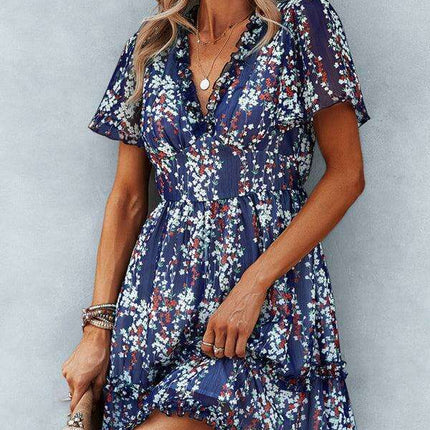 Chic V-Neck Dress: Your Go-To Essential for Spring and Summer Style