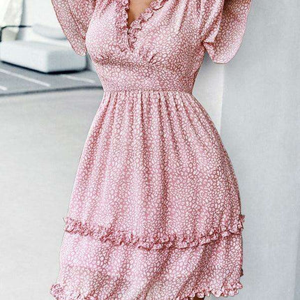 Chic V-Neck Dress: Your Go-To Essential for Spring and Summer Style