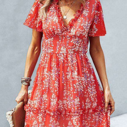 Chic V-Neck Dress: Your Go-To Essential for Spring and Summer Style