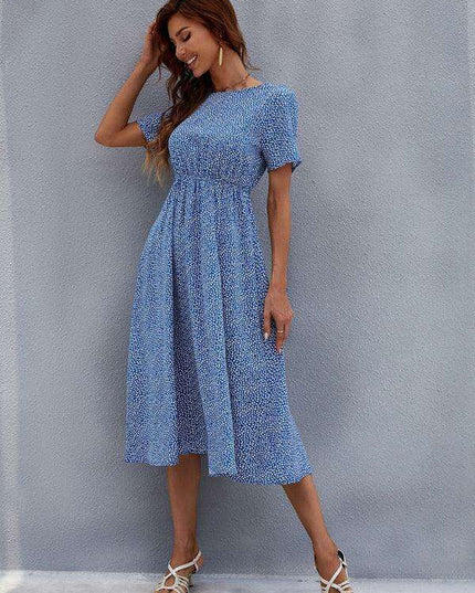 Chic Petite Floral Summer Dress with Short Sleeves