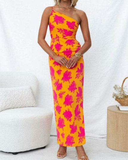 Bohemian Chic Backless Floral Maxi Dress with Slouchy Shoulders and Side Slits