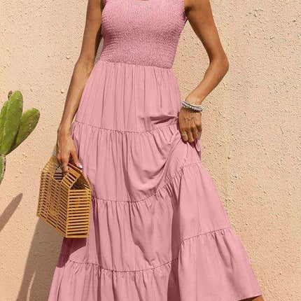 Chic Elegance: Sleek Solid Color Pleated Swing Dress for Contemporary Women