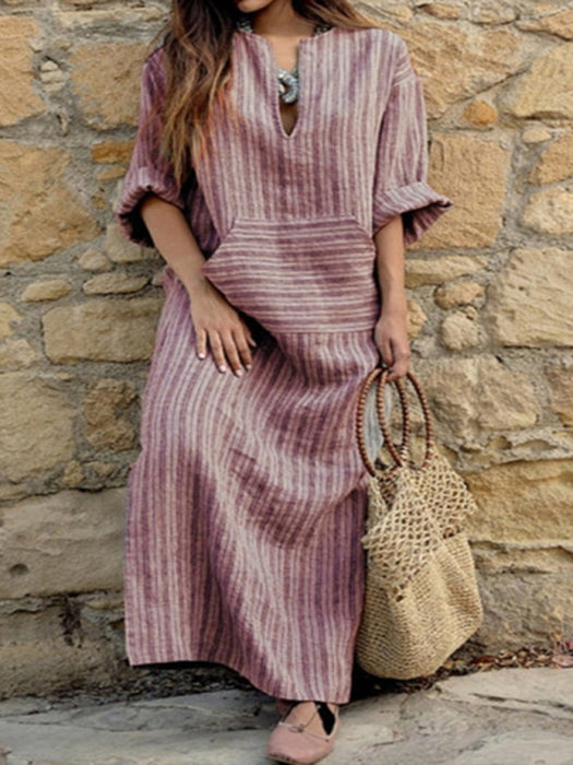 Striped Retro-Inspired Maxi Dress with a Casual Vibe
