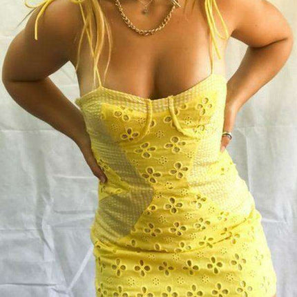 Chic Embroidered Floral Plaid Zip-Up Dress with Stylish Strappy Shoulders