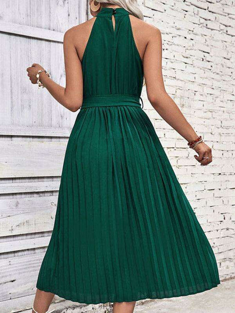 Elegant Summer Staple: Solid Color Halter Neck Dress for Effortless Style