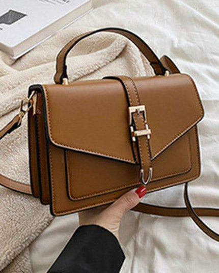 Classic Elegance Square Crossbody Bag: A Chic Purse for Effortless Fashion