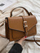 Retro Square Crossbody Bag: Stylish Vintage Accessory for All Occasions