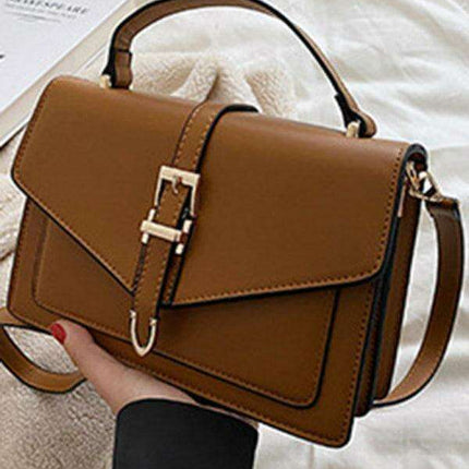 Classic Elegance Square Crossbody Bag: A Chic Purse for Effortless Fashion