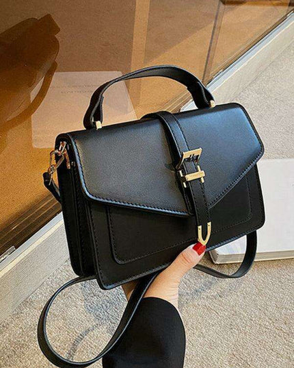 Classic Elegance Square Crossbody Bag: A Chic Purse for Effortless Fashion