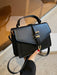 Retro Square Crossbody Bag: Chic Vintage Shoulder Purse for Versatile Styling