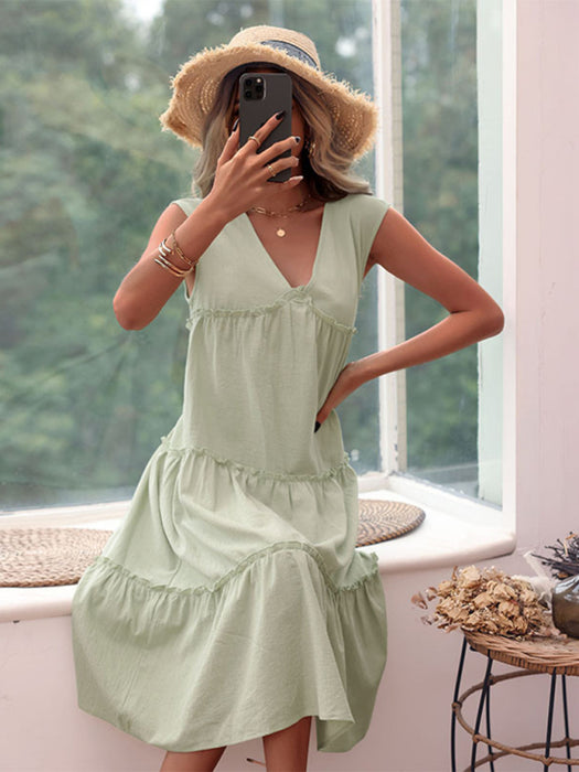 Effortlessly Stylish Sleeveless Dress: Wardrobe Must-Have