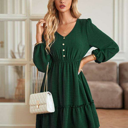 Elegant V-Neck Dress with Stylish Button Accents for Any Occasion