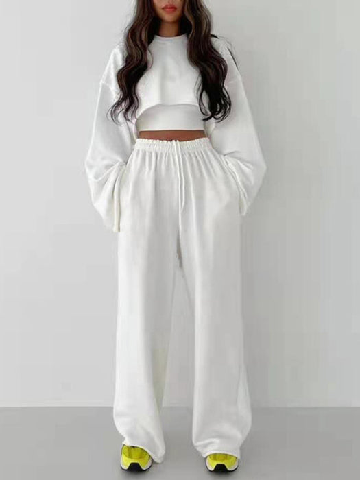 Fashionable Knit Crop Top and Wide-leg Suspender Pants Ensemble with Leisure Vibe