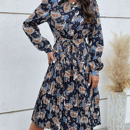 Bohemian Elegance Maxi Dress with Lapel and Button Accents for Women