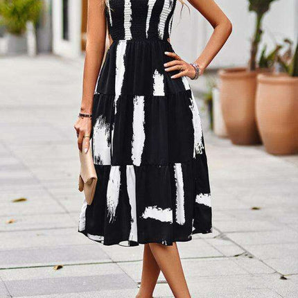 Floral Delight: Women's Sleeveless Dress with Vibrant Prints