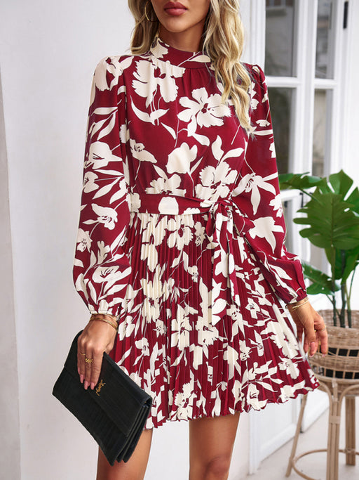 Elegant Pleated Long-Sleeve Dress for Vacation Chic Leisure
