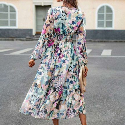 Elegant Printed V-Neck Long-Sleeve Dress - Stylish Resort Attire for Women