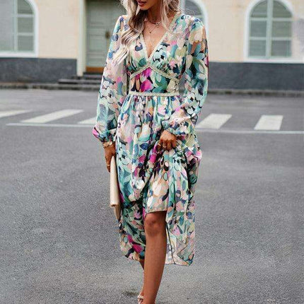 Elegant Printed V-Neck Long-Sleeve Dress - Stylish Resort Attire for Women