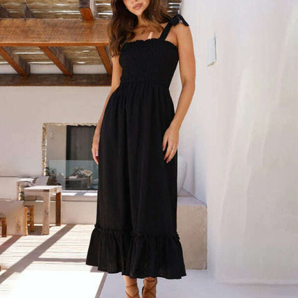 Fresh and sweet simple solid color suspender dress