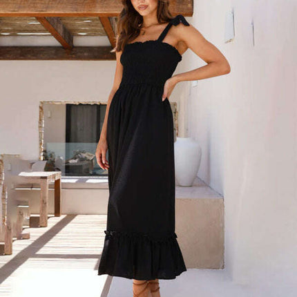 Fresh and sweet simple solid color suspender dress