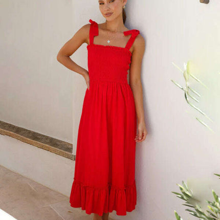 Fresh and sweet simple solid color suspender dress