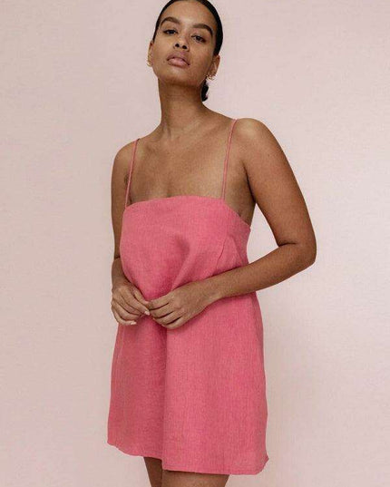 Carefree Getaway Glam: Breezy Cotton Linen Suspender Dress for Effortless Travel Style