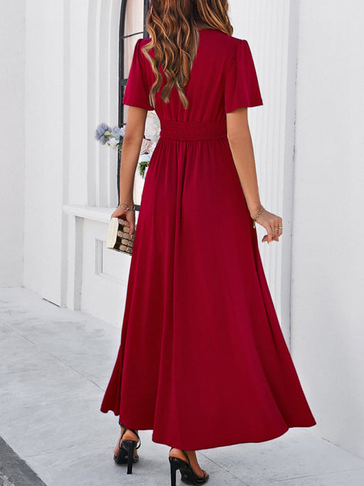 Chic V-Neck Long Dress with Figure-Flattering Waist Detail