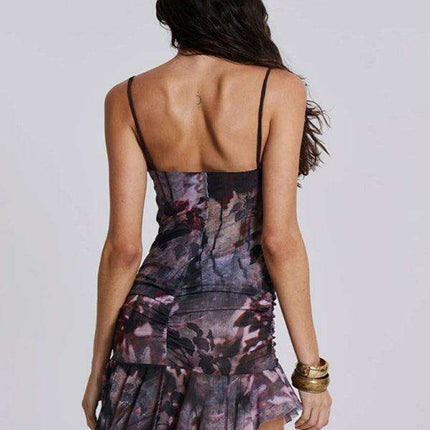 Chic Summer Halter Dress: Effortless Elegance for Any Event