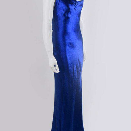 Elegant Backless Gown with Swing Neck - A Classic Solid Statement