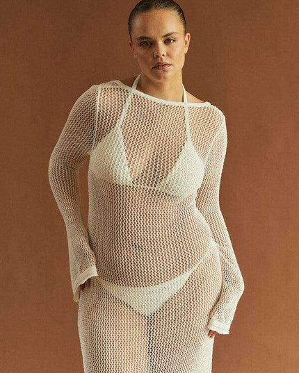 Chic Backless Knit Maxi Dress with Long Sleeves - Alluring Floor-Length Elegance