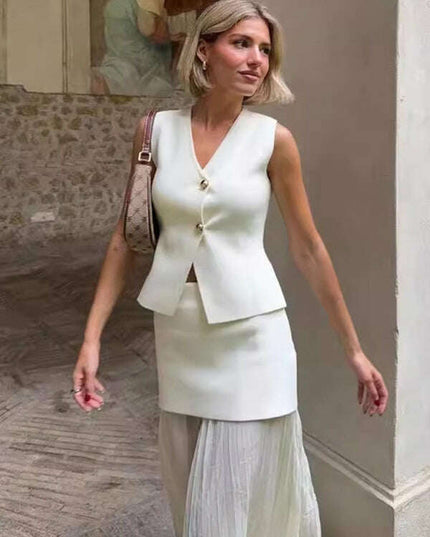 New Fashion Knitted Vest Splicing Pleated Long Skirt Set