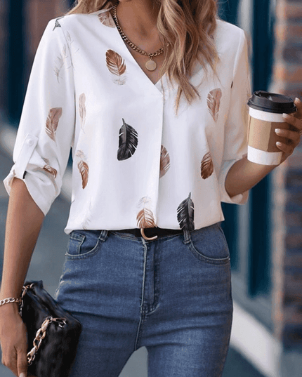 Stylish Feather Motif V-Neck Short Sleeve Top