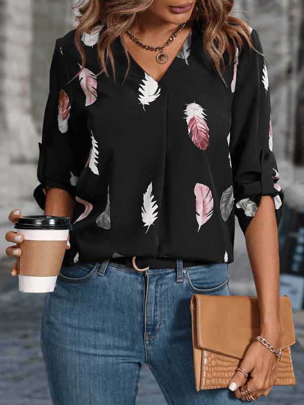 Stylish Feather Motif V-Neck Short Sleeve Top
