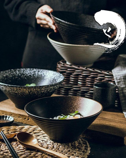 Japanese Cuisine Serving: Elegant Ceramic Bamboo Hat Style Bowls Set