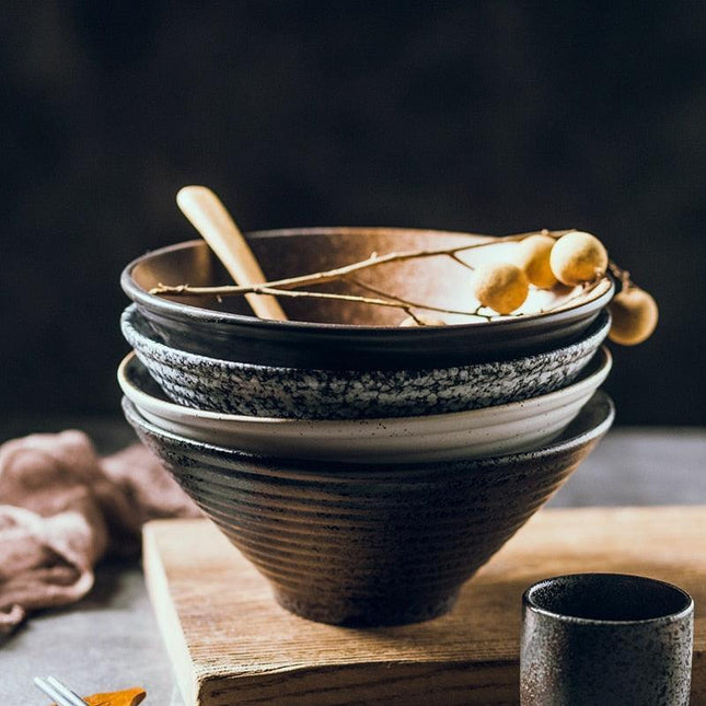 Japanese Cuisine Serving: Elegant Ceramic Bamboo Hat Style Bowls Set