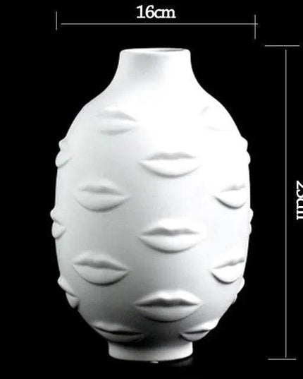 Elegant Ceramic Head Planter for Contemporary Floral and Succulent Displays