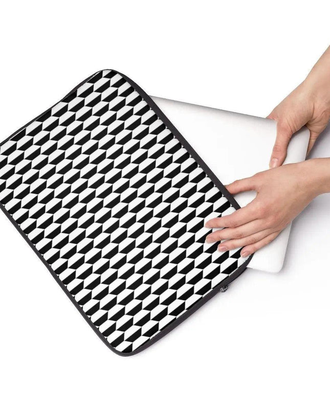 Maison d'Elite Professional Laptop Sleeve - Sleek Protection for On-the-Go Executives