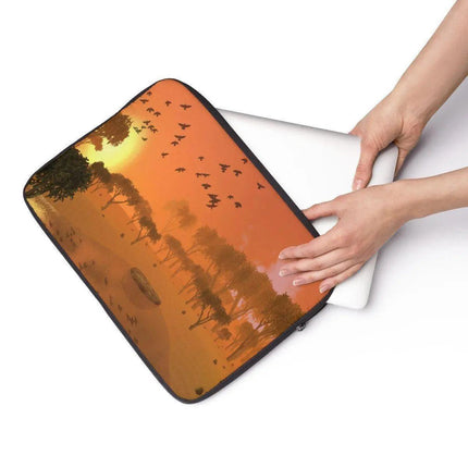 Sleek Luxe Laptop Sleeve - Fashionable Tech Shield