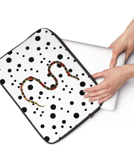 Sleek & Protective Laptop Sleeve by Elite Maison - Your Stylish Tech Accessory