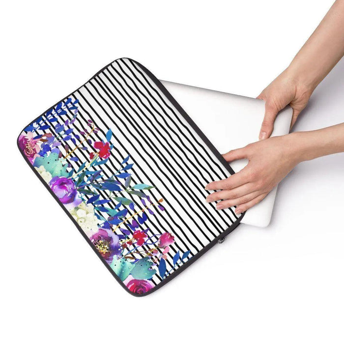 ChicGuard Laptop Sleeve - Stylish Protection for Your Tech