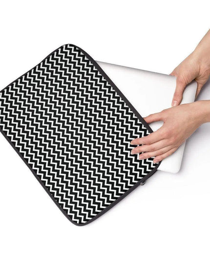 Elite Maison Laptop Case - Chic Shield for Your Device